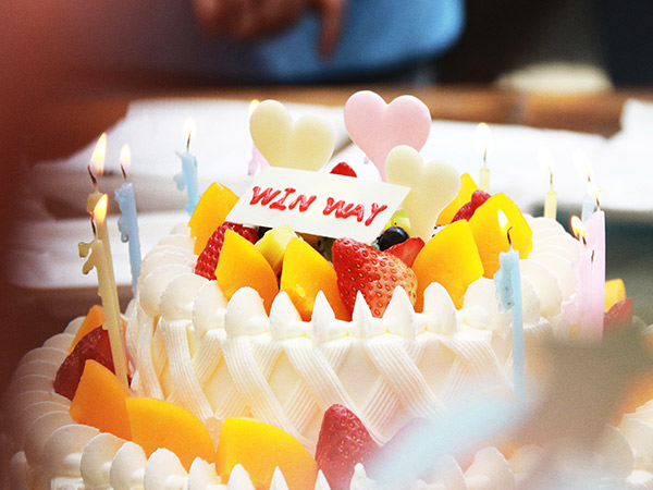 生日快樂，走一個(gè)！萬威機(jī)械給員工壽星來一場驚喜生日派對