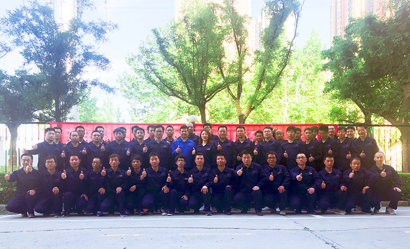 萬威機(jī)械生產(chǎn)部軍訓(xùn)圓滿完成