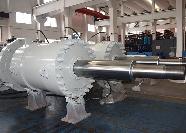 白鶴灘電站水輪機接力器，單機容量100萬千瓦